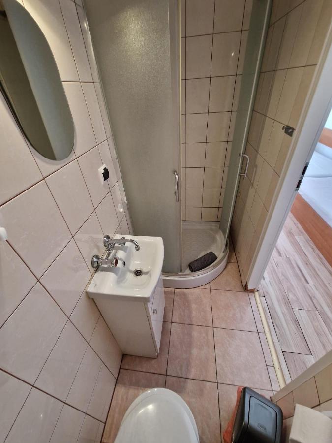 Galeona - Hotel Turystyczny Elblag Ngoại thất bức ảnh